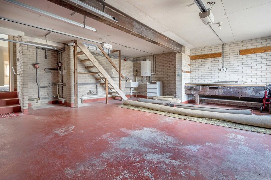 Double Garage