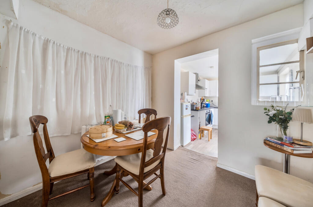 1355790-10-68cbcb...