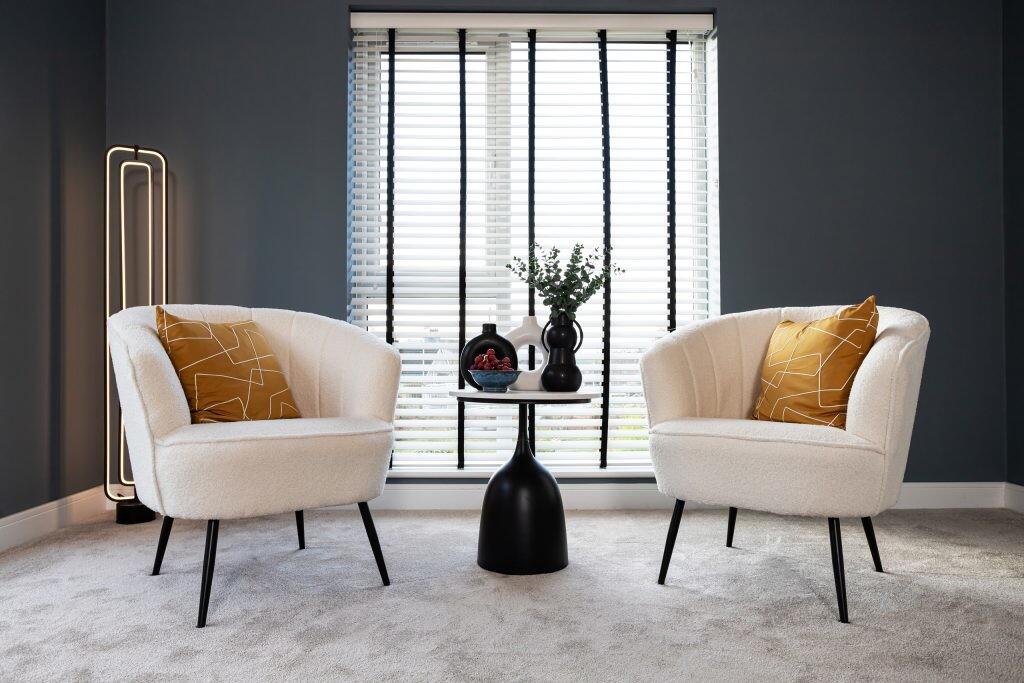 Example Interior ...