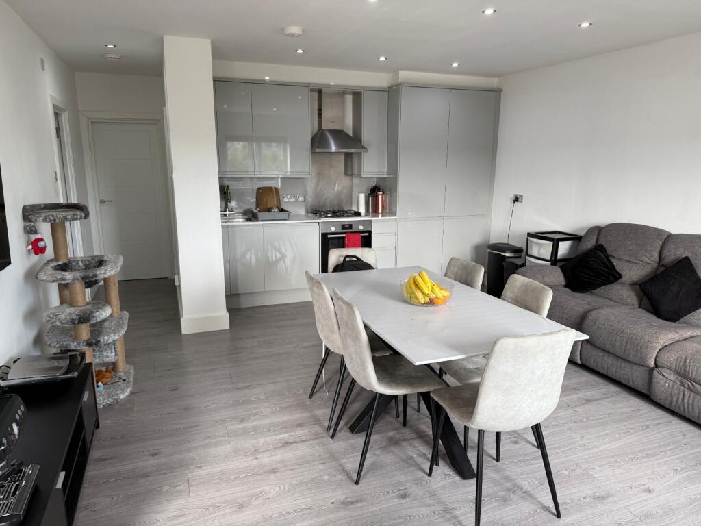 Living/Dining Room