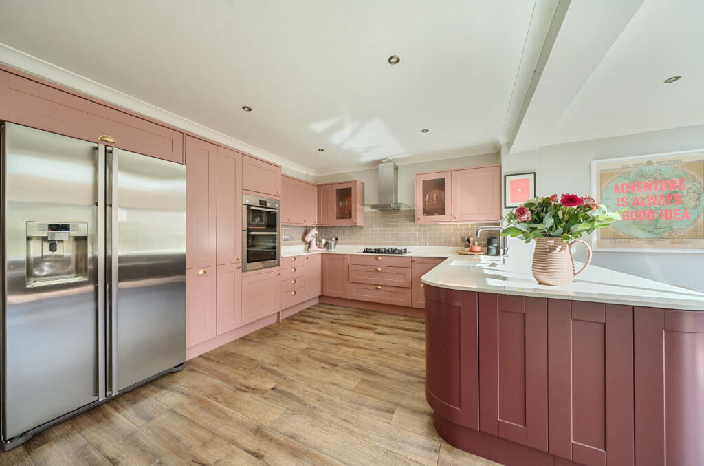 1319669-7-686d5b1...