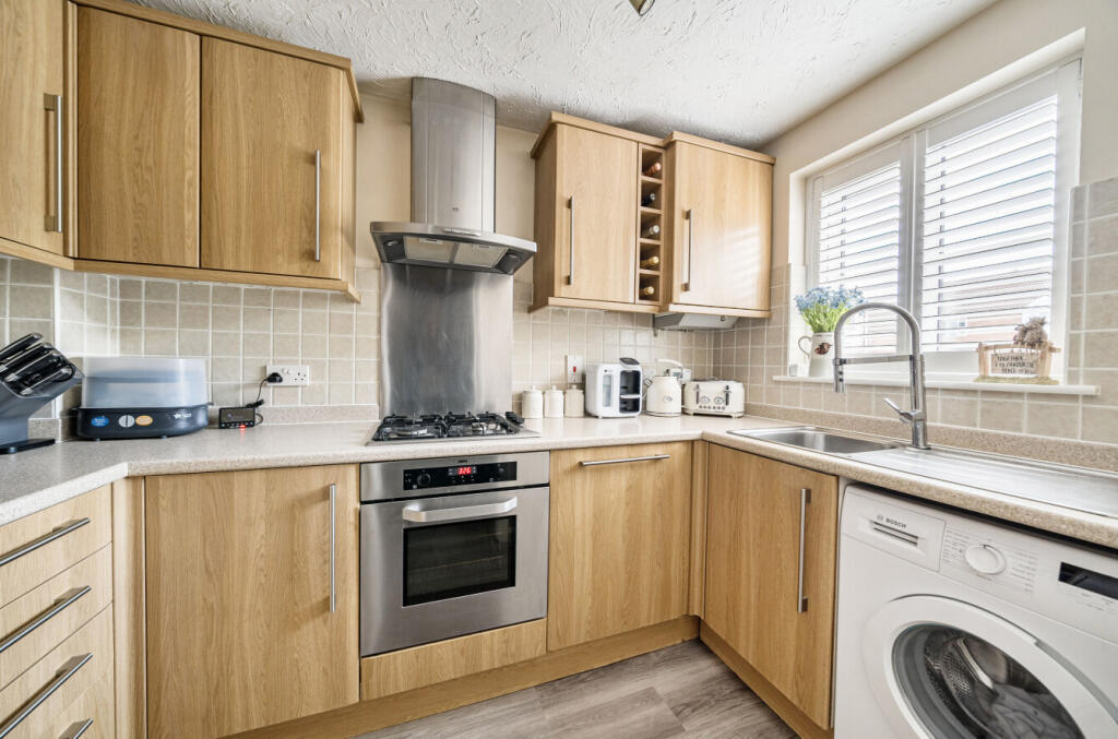 1320296-1-686ce52...