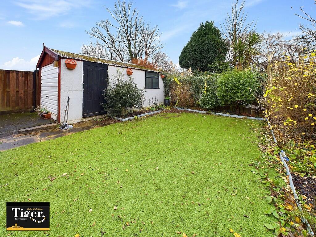 CAM02176G0-PR0420...