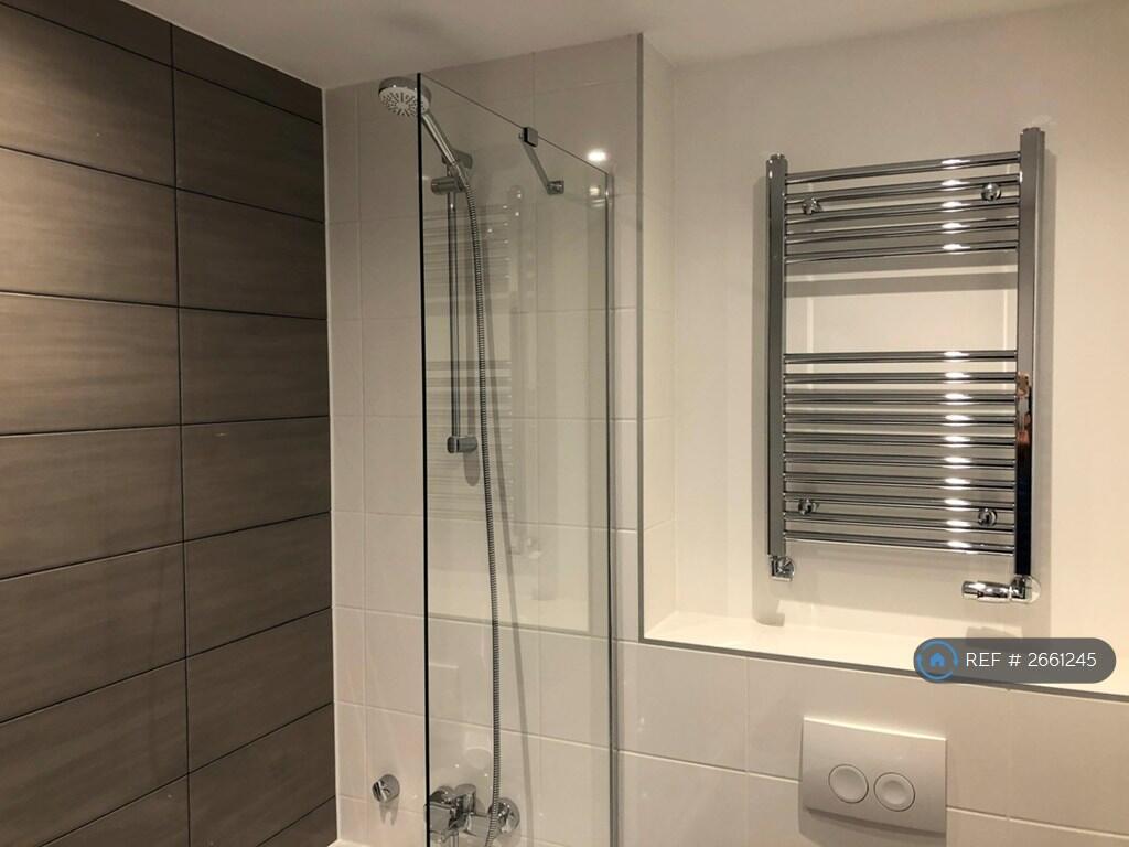 Main Bathroom - Heated Towel Rail