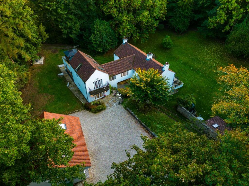 greatwood cottage-front image 1.jpg