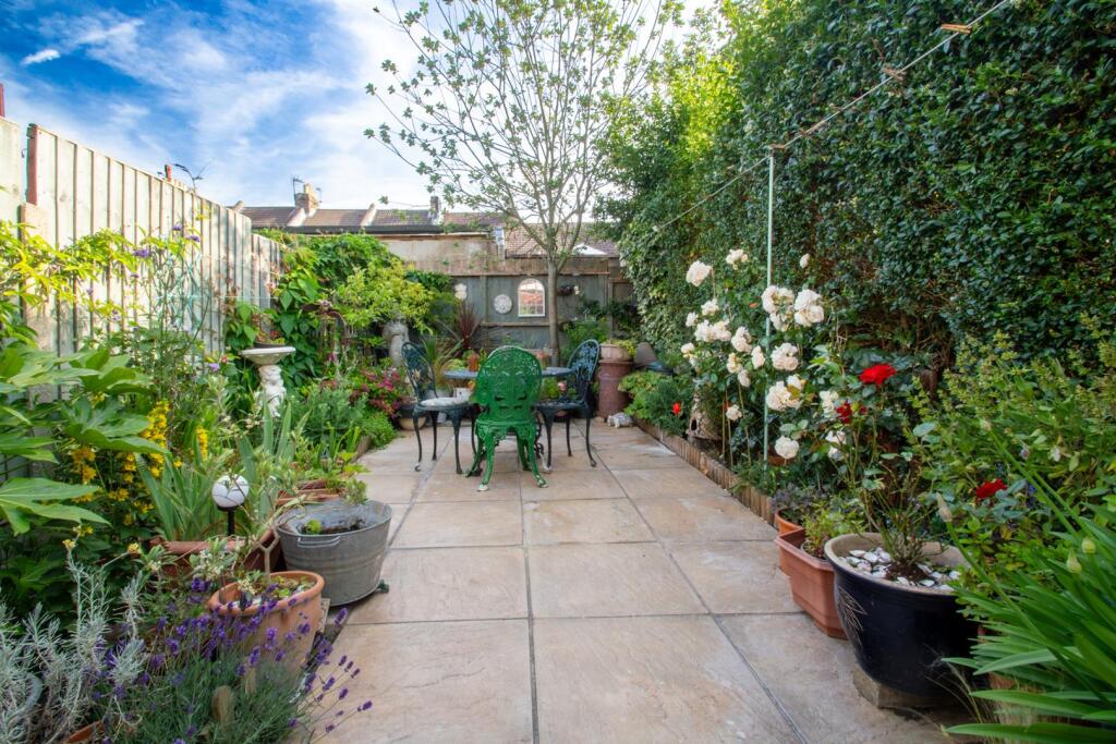 garden2.jpg