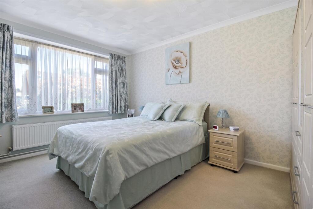 Cuckfield Crescent, 12-002.jpg