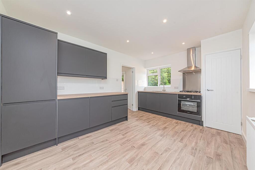 11 Wimbledon Road (3).jpg