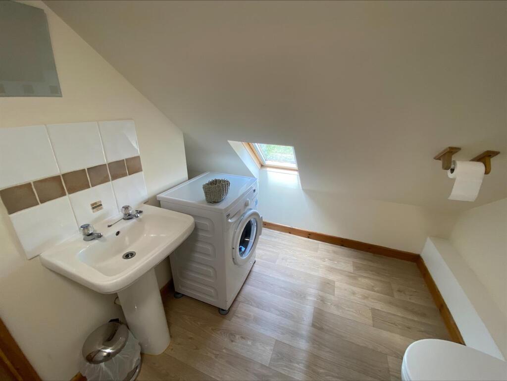 Shower room 1