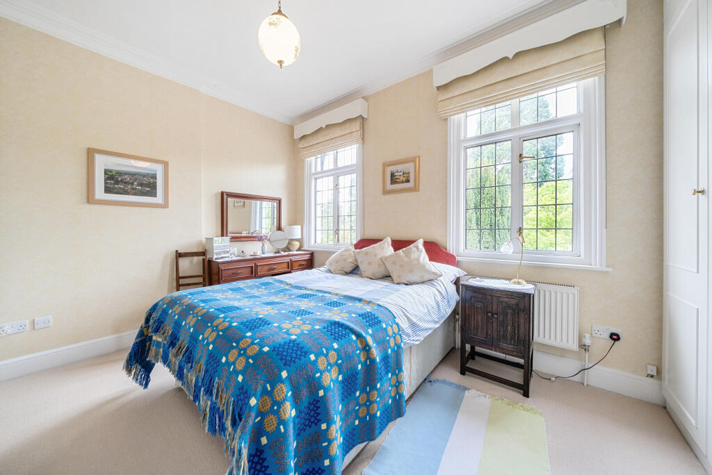 1287466-46-682f1a...