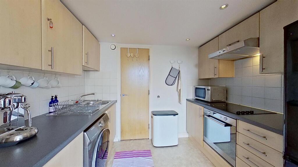 Voltaire-Buildings-Garratt-Lane-SW18-05042025_1405