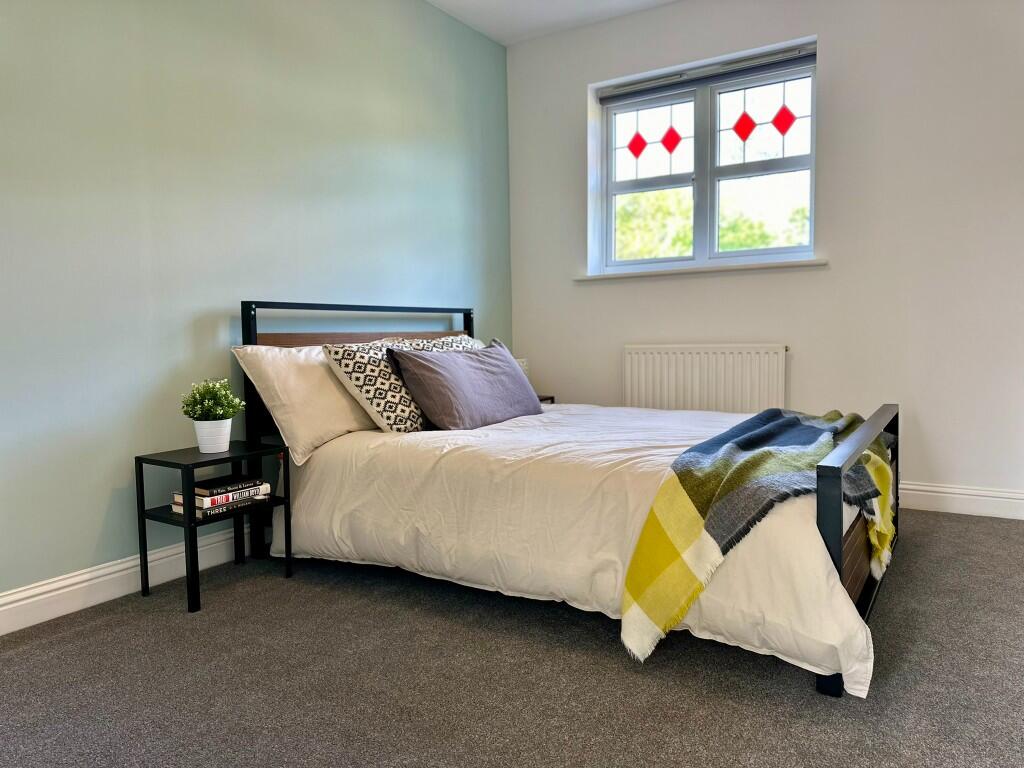 Room 3 @ £795pcm
