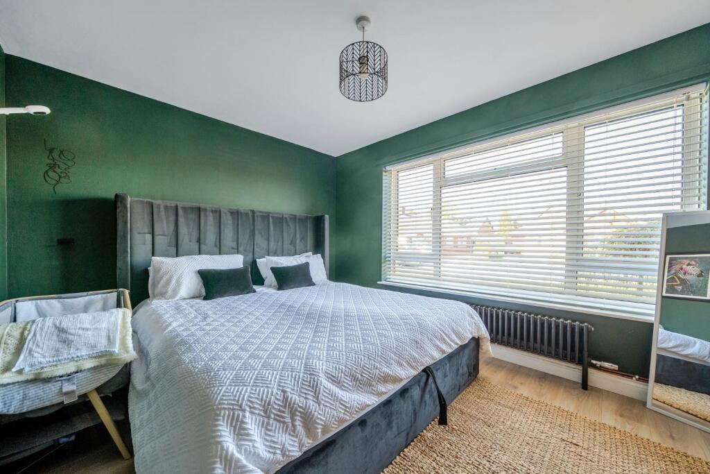 Bedroom One.jpg