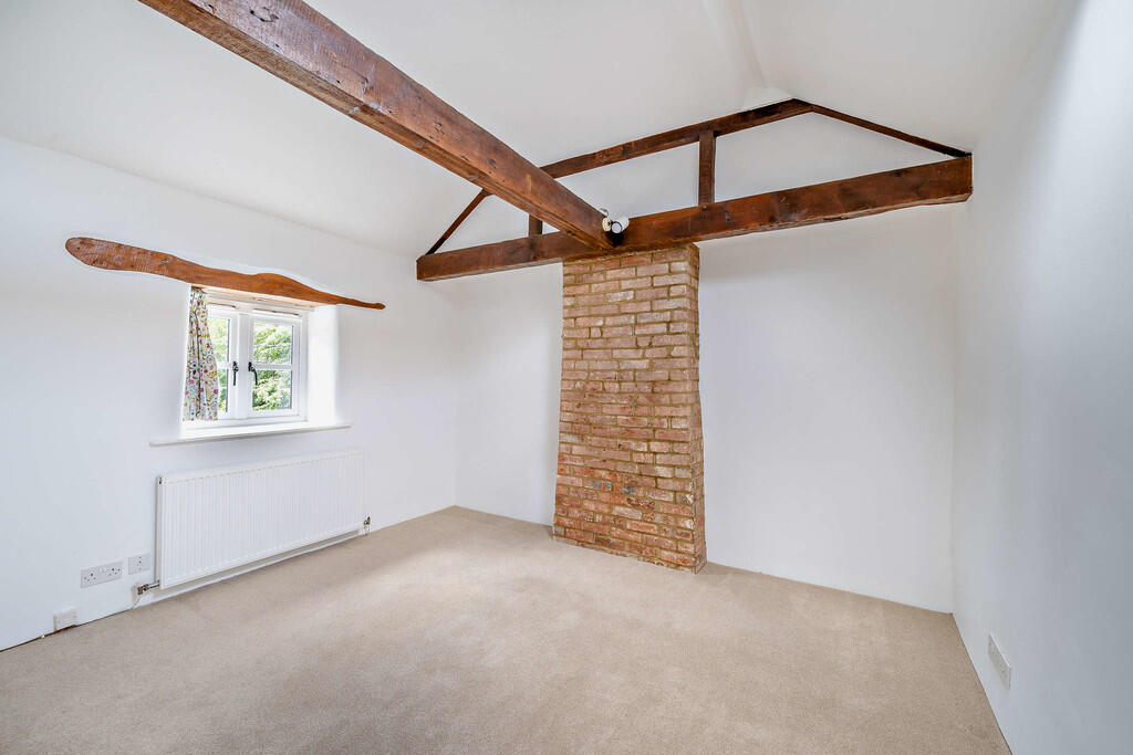 8650728-interior1...