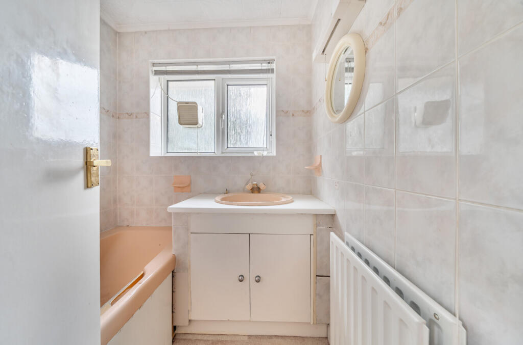 1339685-27-689ca6...