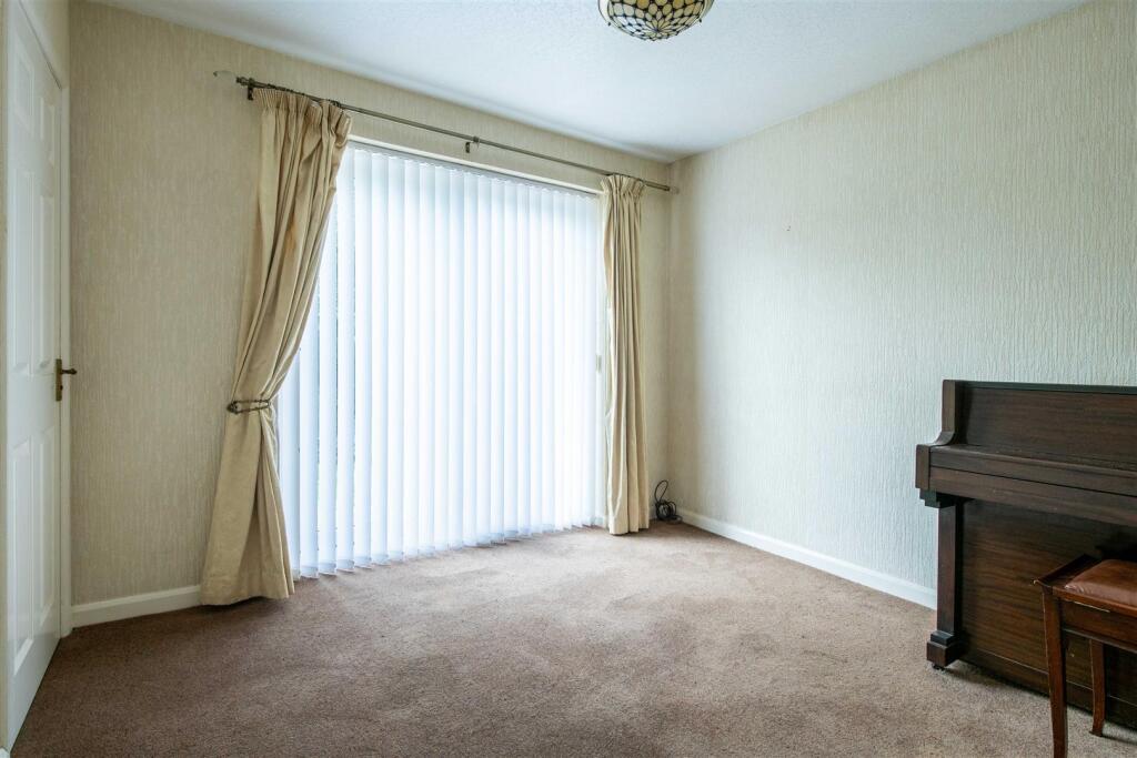 Reception / Bedroom 4