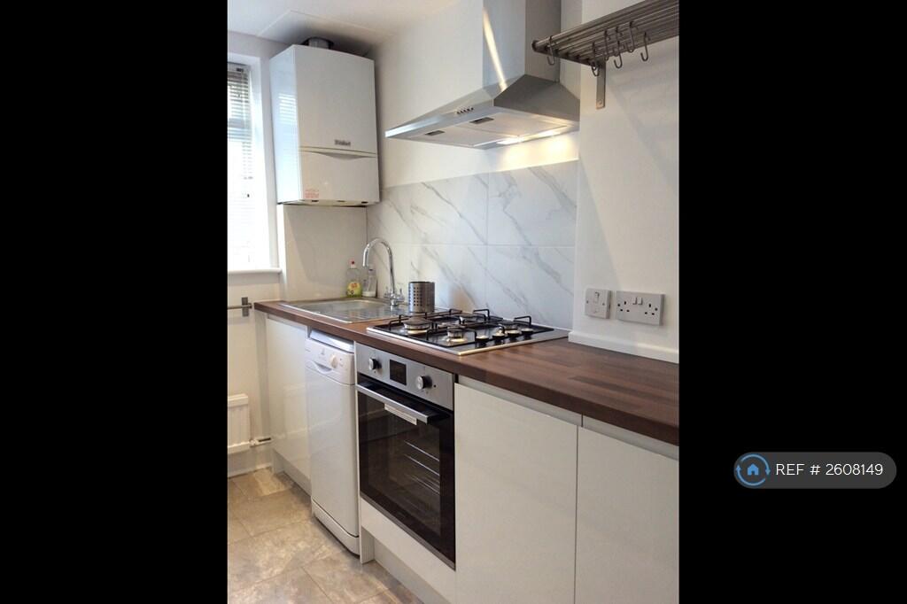 Dishwasher, Fan Oven, Gas Boiler