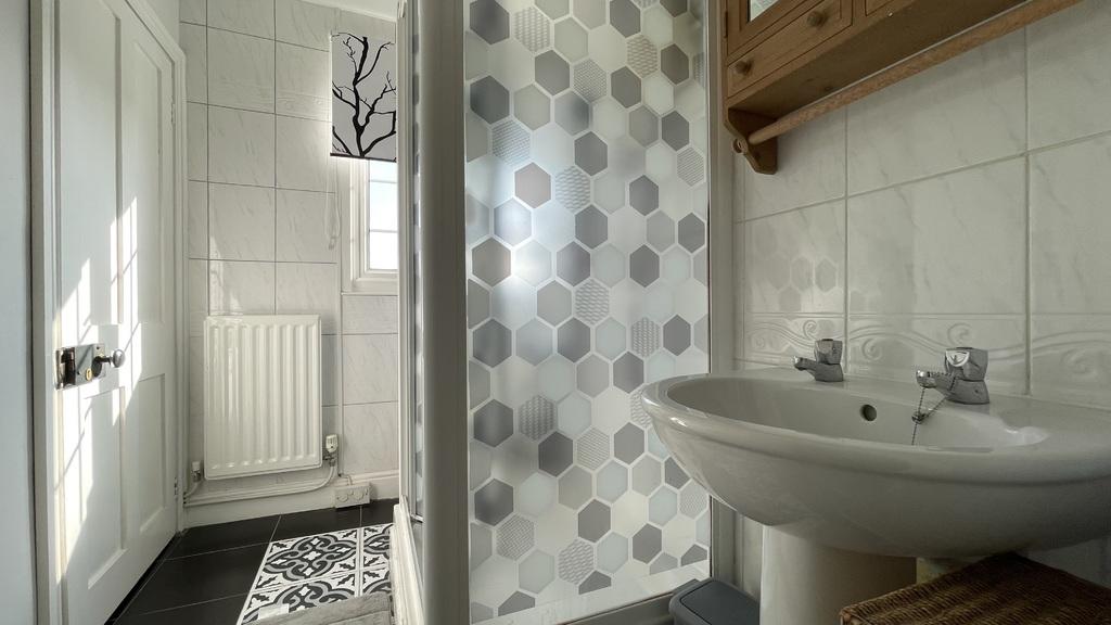 Shower room.JPG