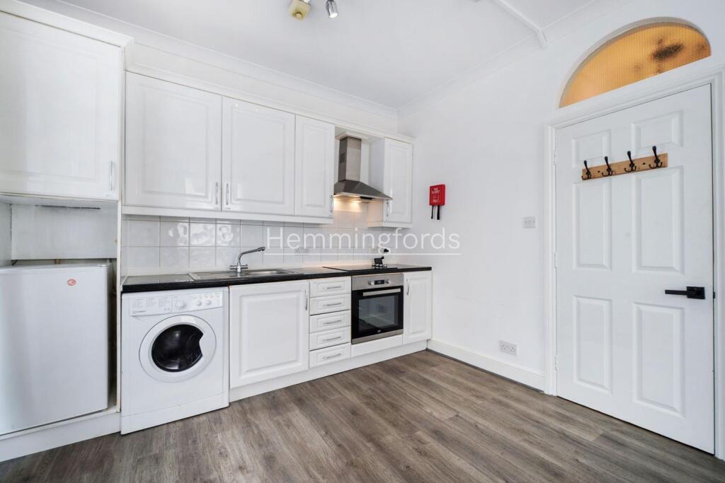 Flat 1, 128B Camden Road - SzY7K2WVhMPr9jovZa8X.jp