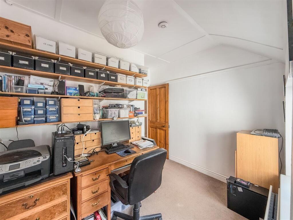 HOME OFFICE/BEDROOM FIVE