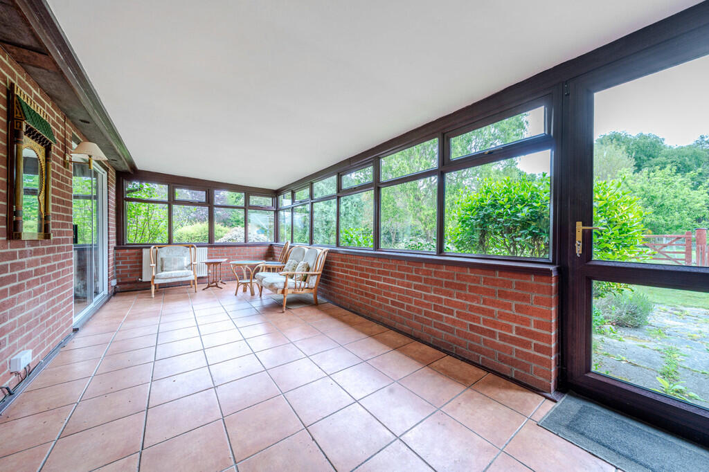 1288427-3-6825cd5...