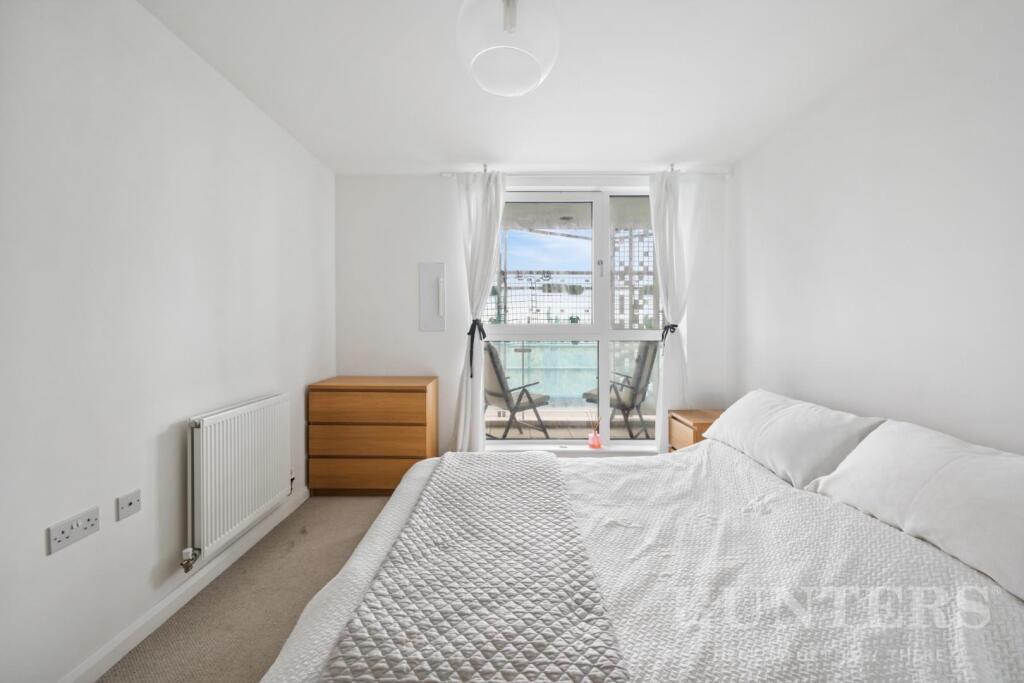 Flat 27, Coppermill Heights N17 9FG-2.jpg