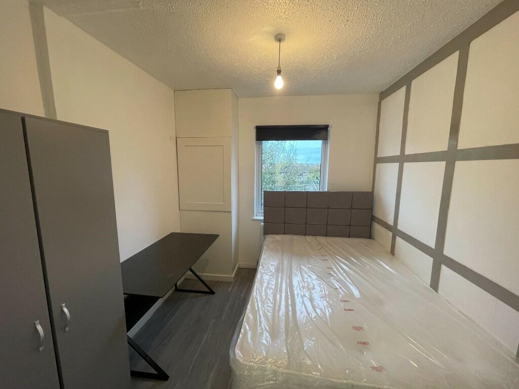 Room 4