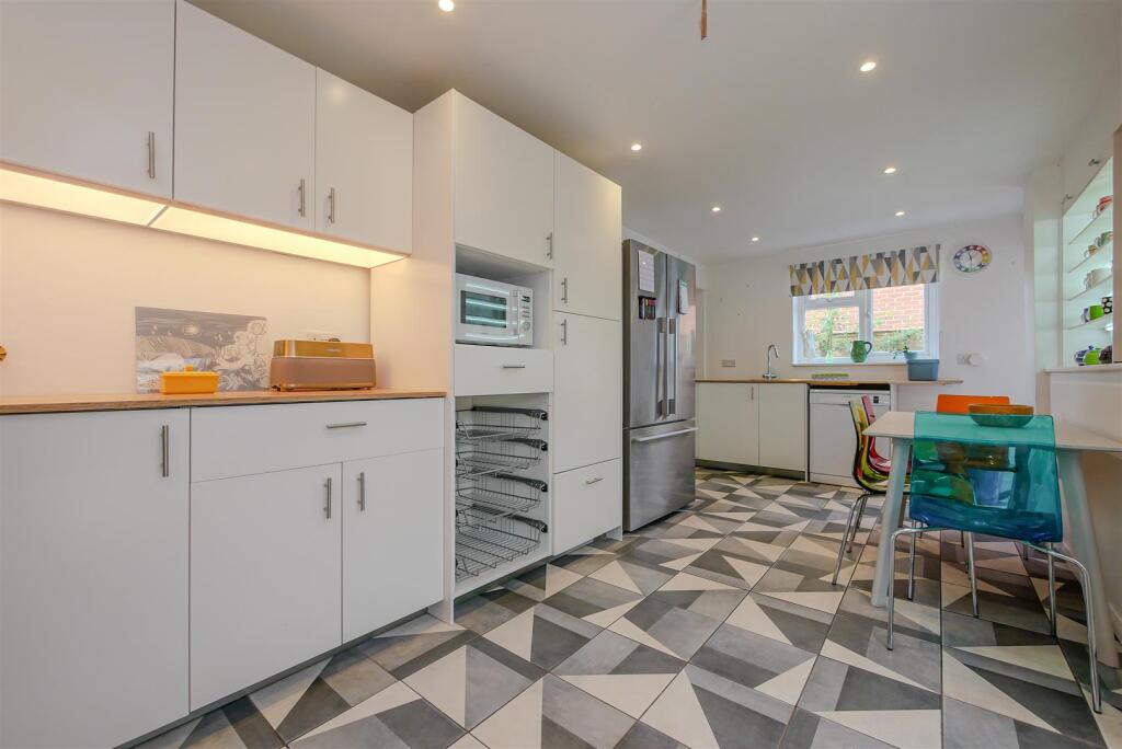 Kitchen/Breakfast Room