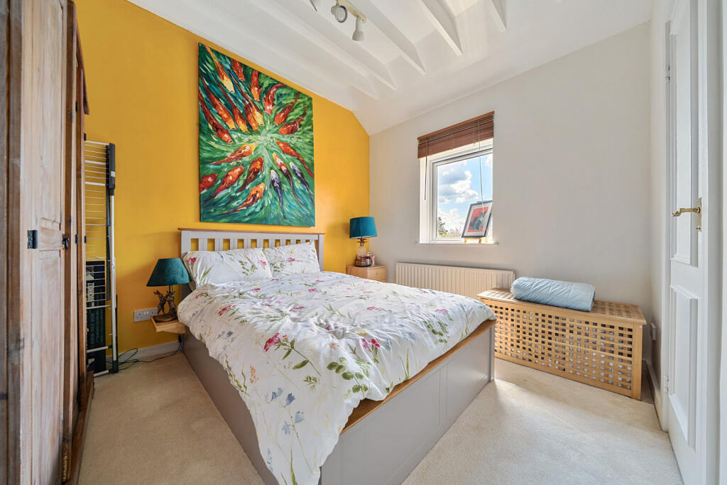 1326221-9-687a575...