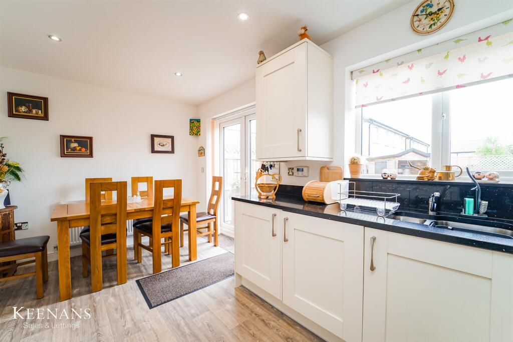 Kitchen/Dining Area.jpg