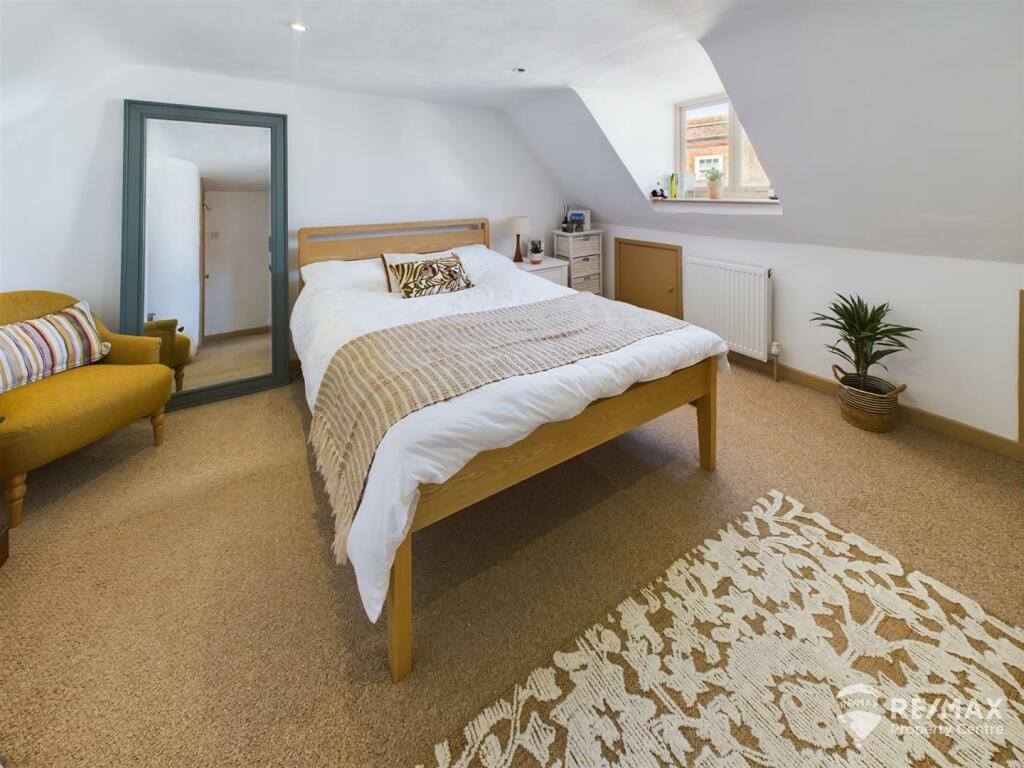 Bedroom 2.jpg