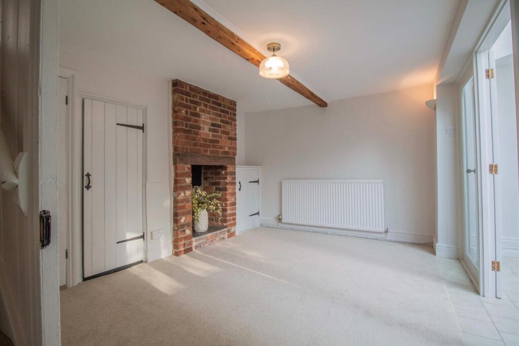 Cobbler's Cottage, Sparhawk Street [Sitting Room] 