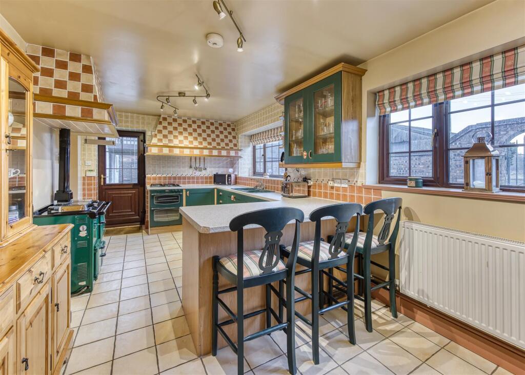 Hammerton House-kitchen1.jpg