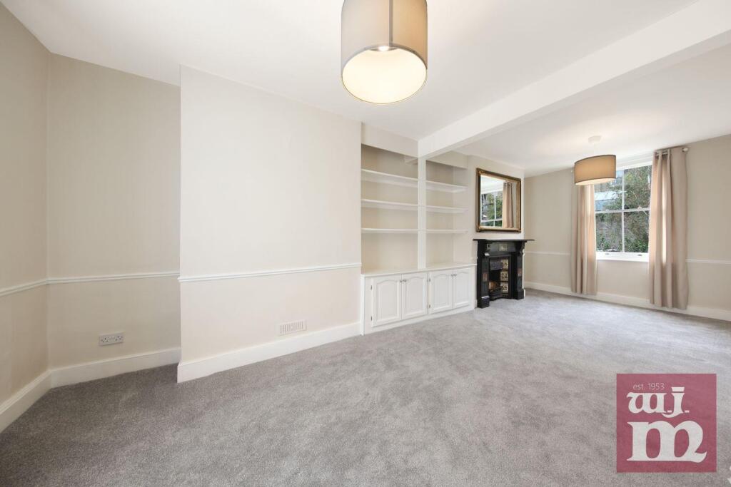 Double Reception Room