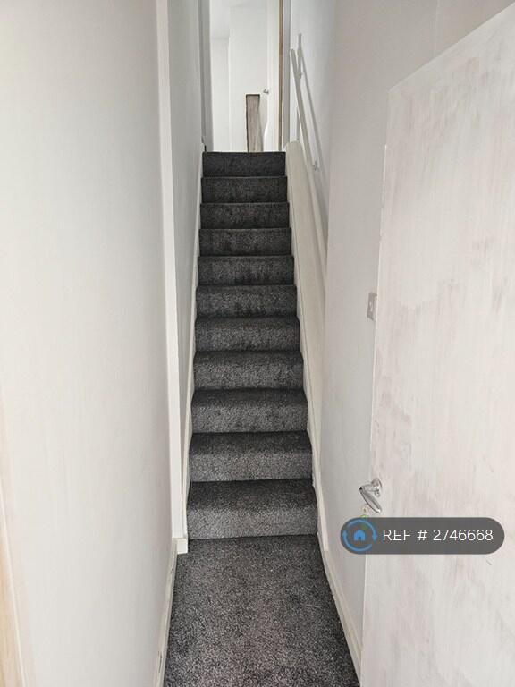 Seafield Road, Wirral, CH62