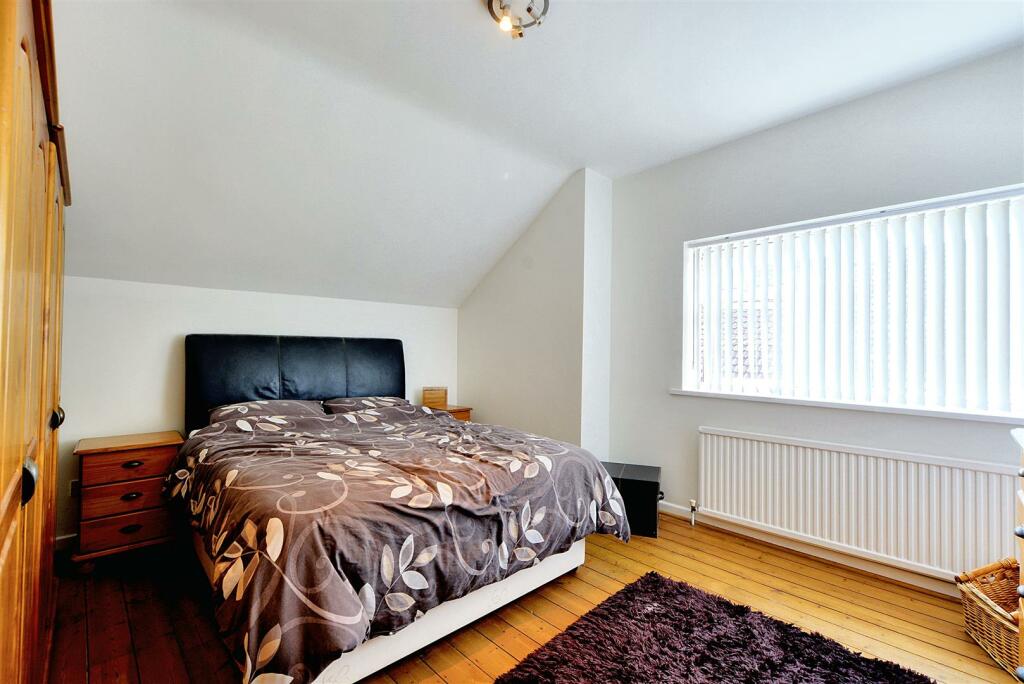 Bedroom 2_1.jpeg