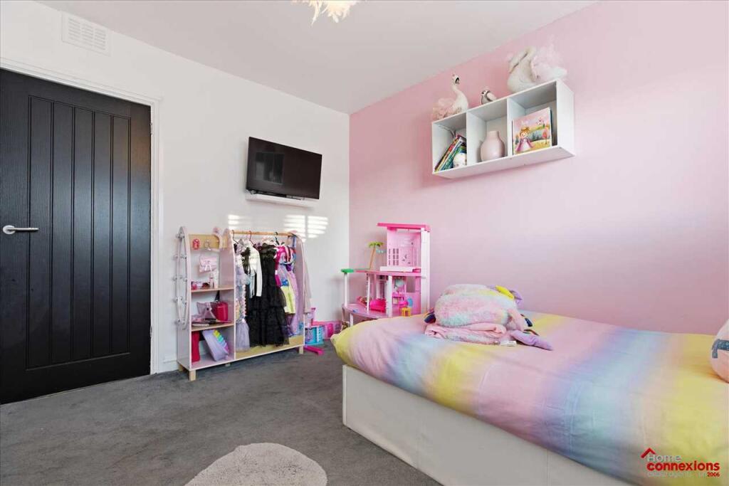 Bedroom Two (2)