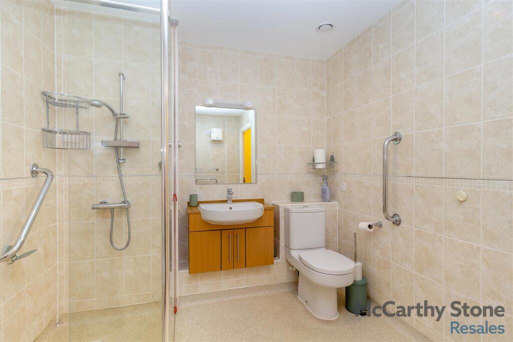 8650401-interior05.jpg