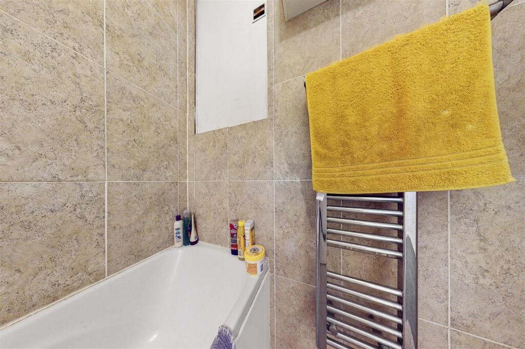 Flat 20, Heathpool Court - b6Q0DjY3S9aaTzjmdAfP.jp