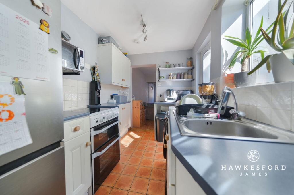 Thomas Road, Sittingbourne - Kitchen