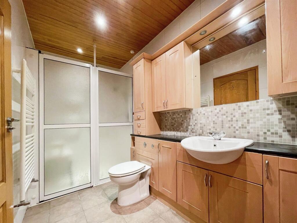 Downstairs Bathroom