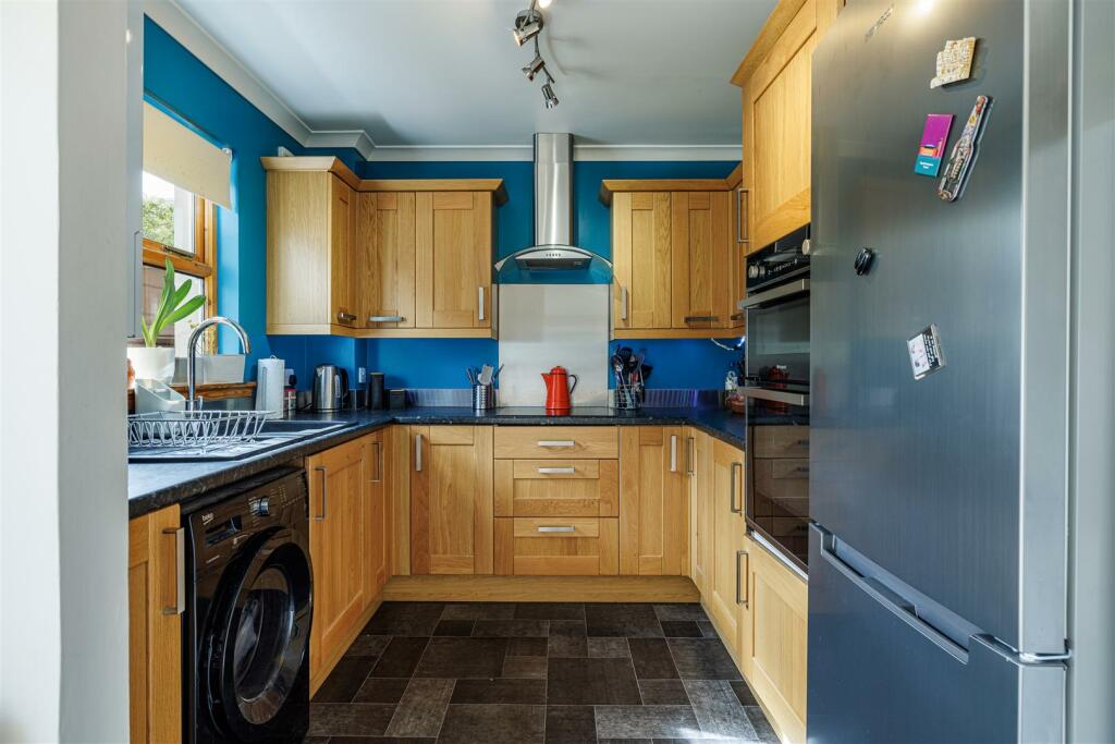 2 Galloway Court Darnick 06.JPG