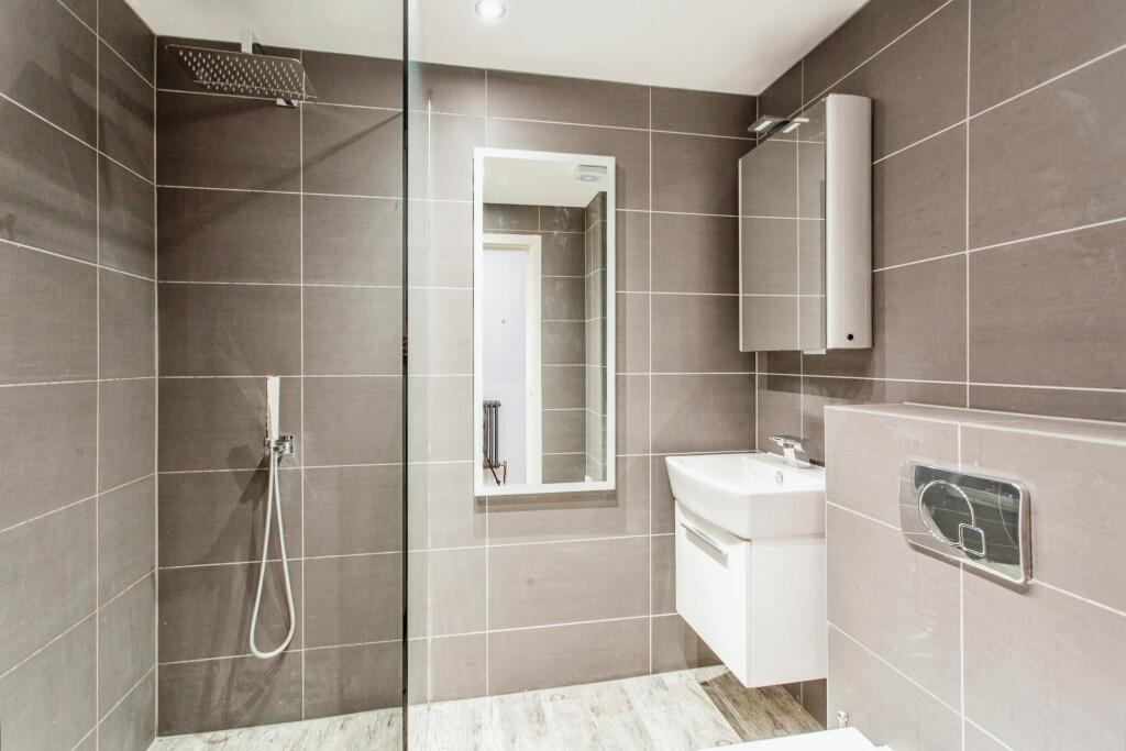 Modern Wet Room