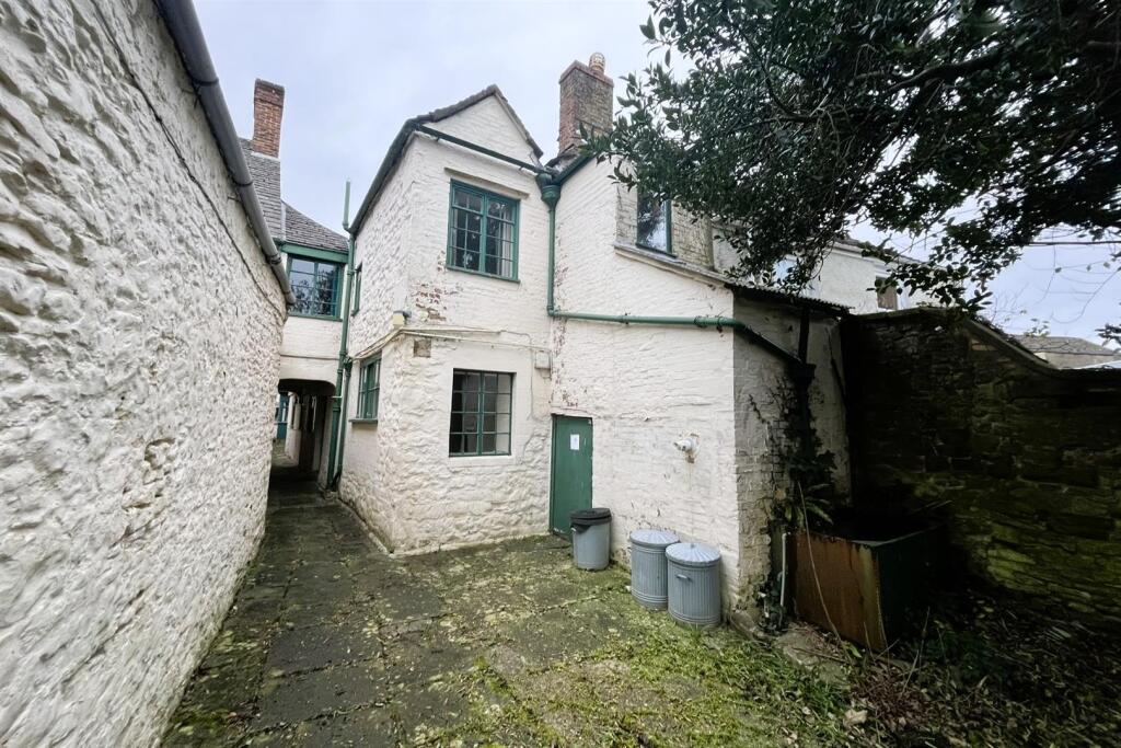 26 Long Street, Dursley GL11 4JA | Freehold Develo