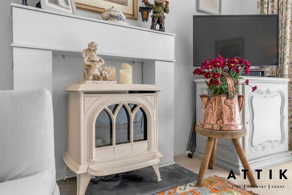 32 The Limes, London Road Halesworth IP19 8LT (12)