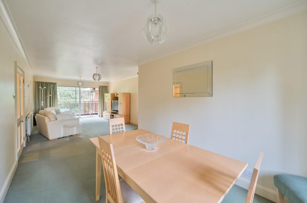 1316326-7-685c0bf...