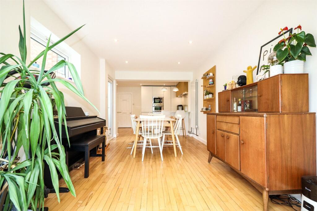 Kitchen/ Diner