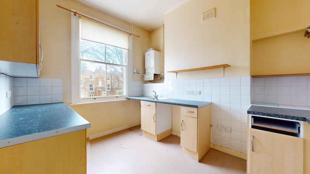 Flat B, 121 Milton Grove, Stoke Newington, London, N16 8QX