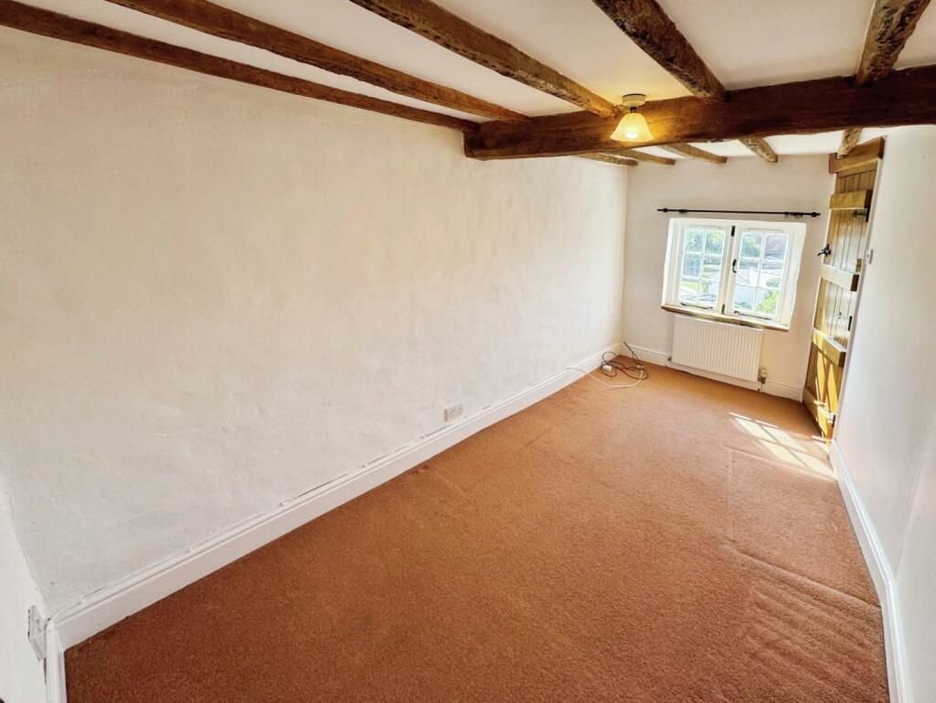 4907f6f8-Bed2.jpg