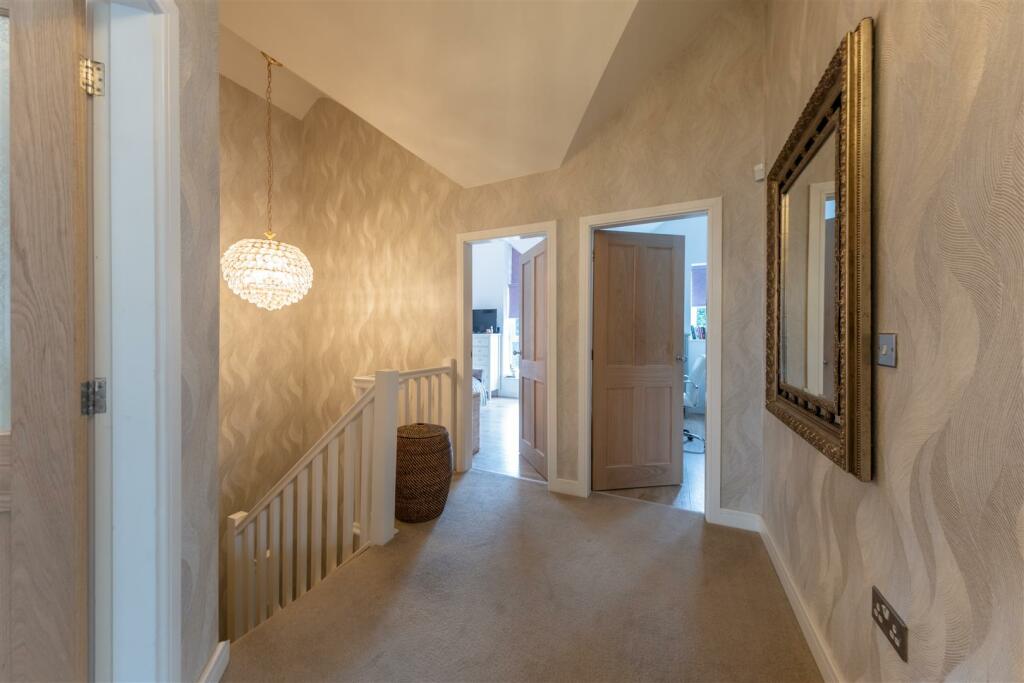 127a Crewe Road-045.jpg